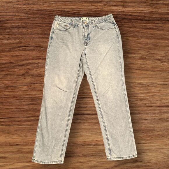 Seven7 Light Denim Stretch Comfortable 90's Straight Jean Women Size 8 - Picture 1 of 6